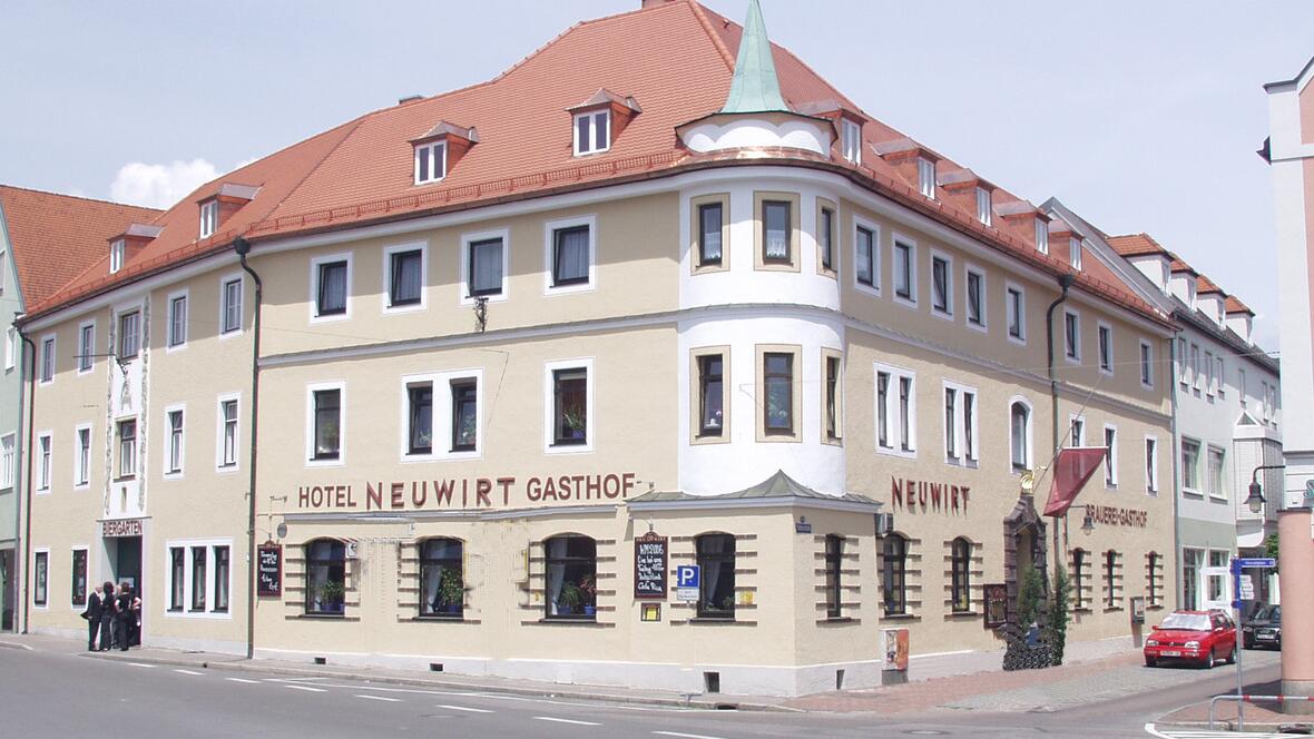 neuwirt-neu-groesser-hotel-neuburg